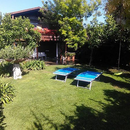 Vila Agriturismo Baita Marina Albenga Exteriér fotografie